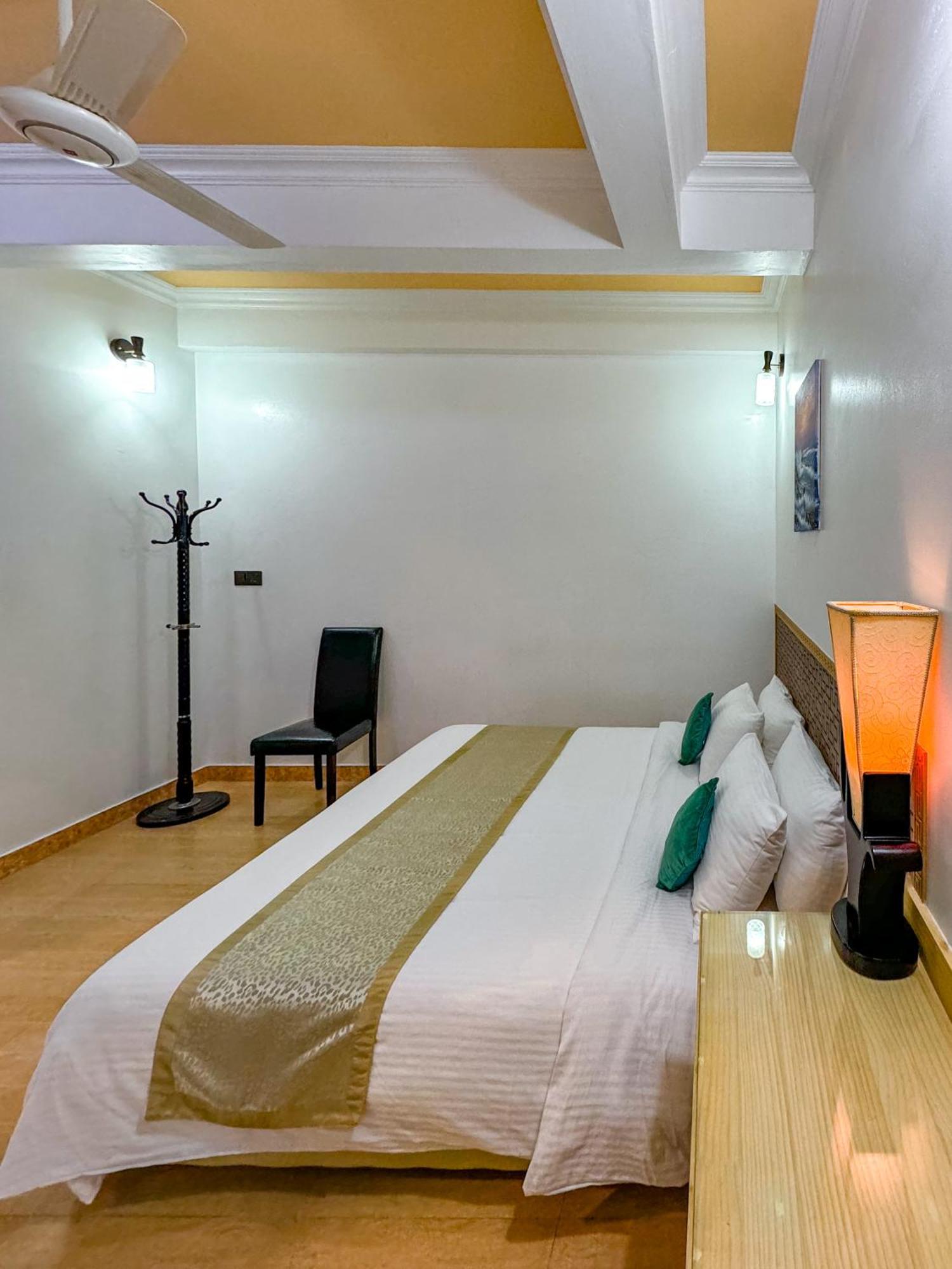 세비넥스 인 호텔 Feridhoo 외부 사진